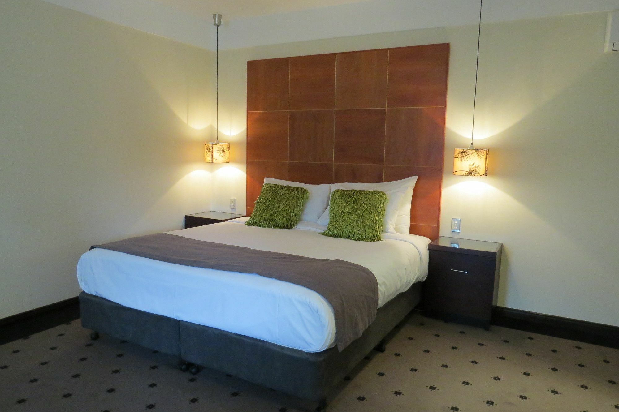 Western Aparthotel