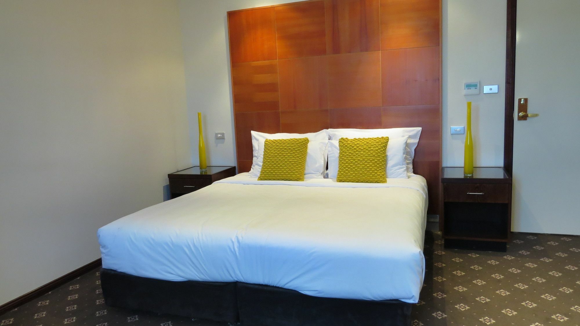 Aparthotel Western